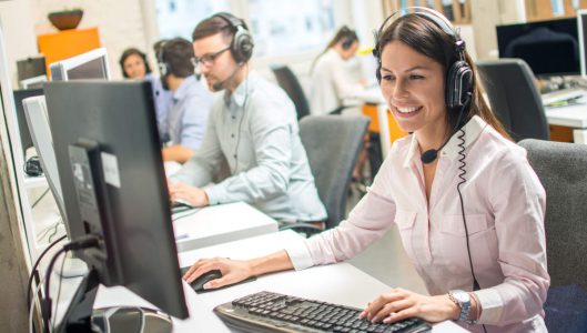 teleoperador Agente de Call Center, una profesión de futuro grupo CRIT